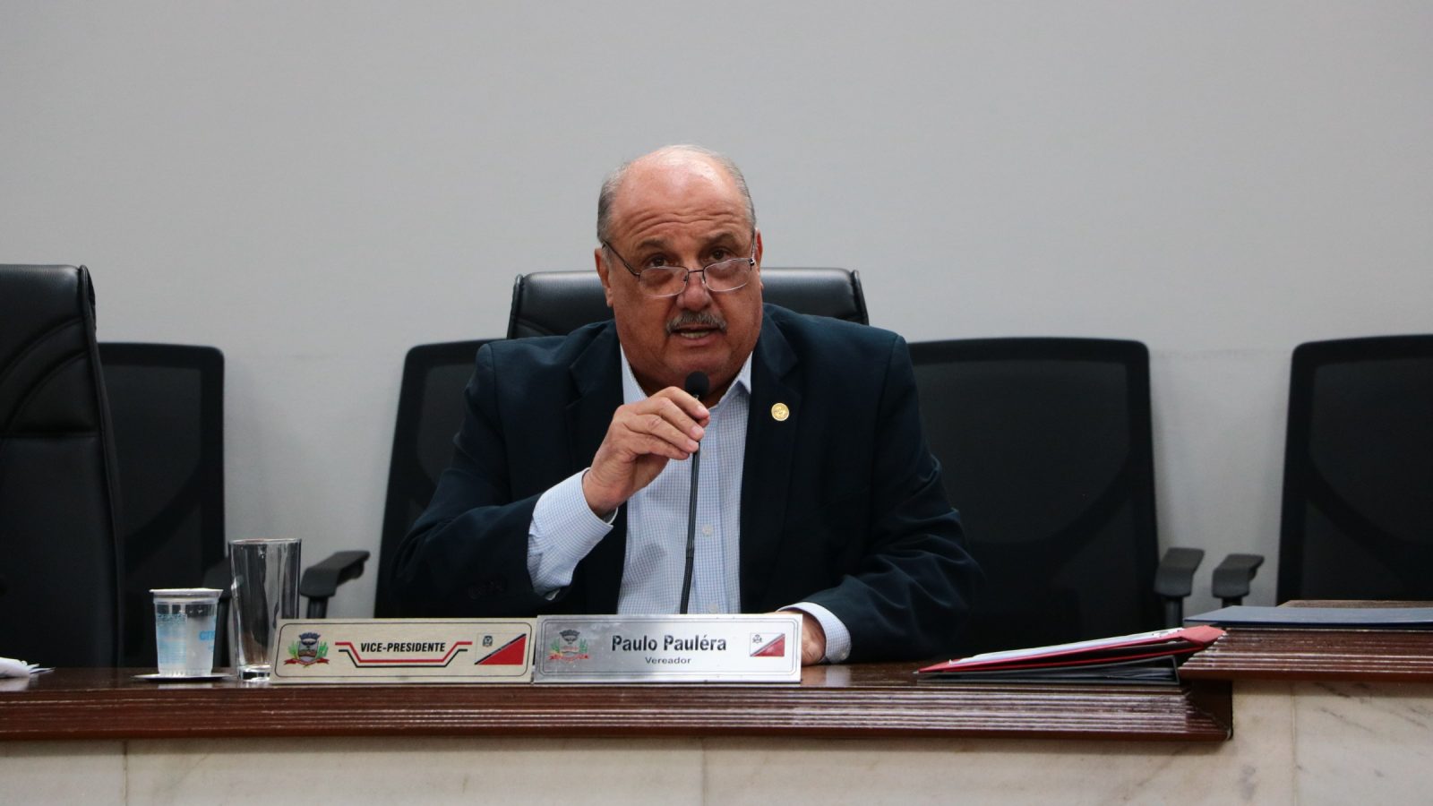 Com Luciano Julião afastado, Paulo Pauléra assume a presidência da Câmara