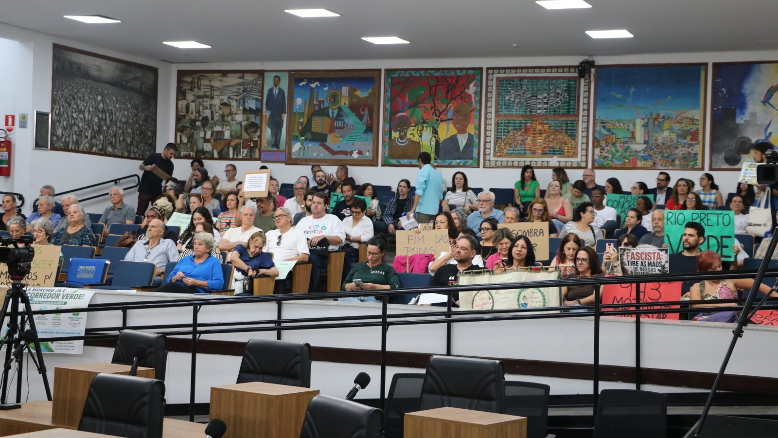 “Projeto insano”: especialistas, munícipes e vereadores criticam obra na Murchid Homsi