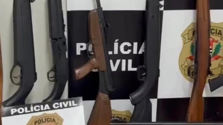 Polícia apreende arsenal clandestino e prende suspeito em operação na região de Rio Preto