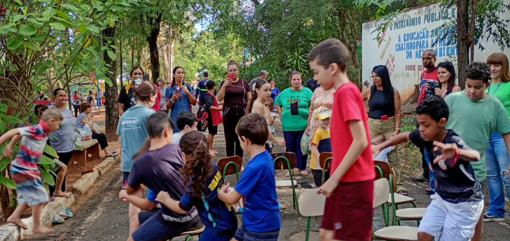 Ecoférias resgata brincadeiras tradicionais no Zoológico de Catanduva