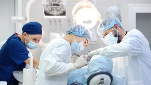 Congresso reúne 300 profissionais para discutir odontologia hospitalar em Rio Preto