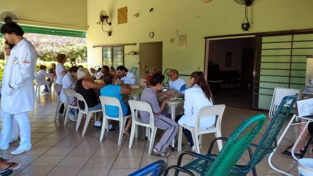 Lar Esperança faz campanha para arrecadar doações em Rio Preto