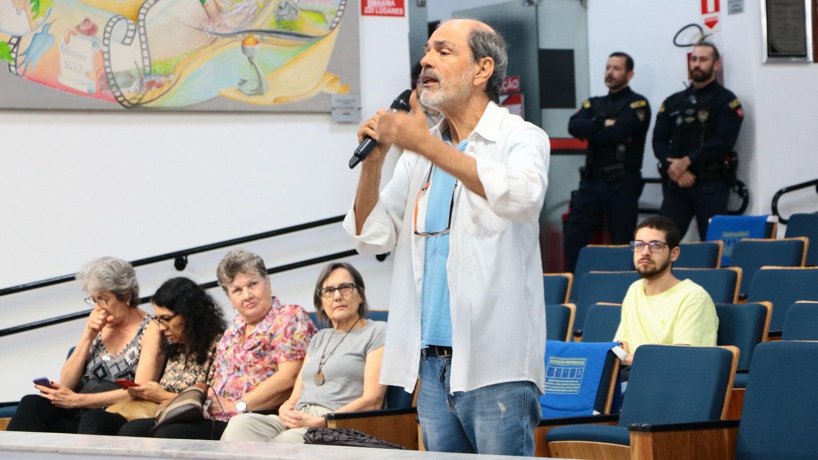 Em audiência esvaziada, moradores fazem sugestões para o Meio Ambiente